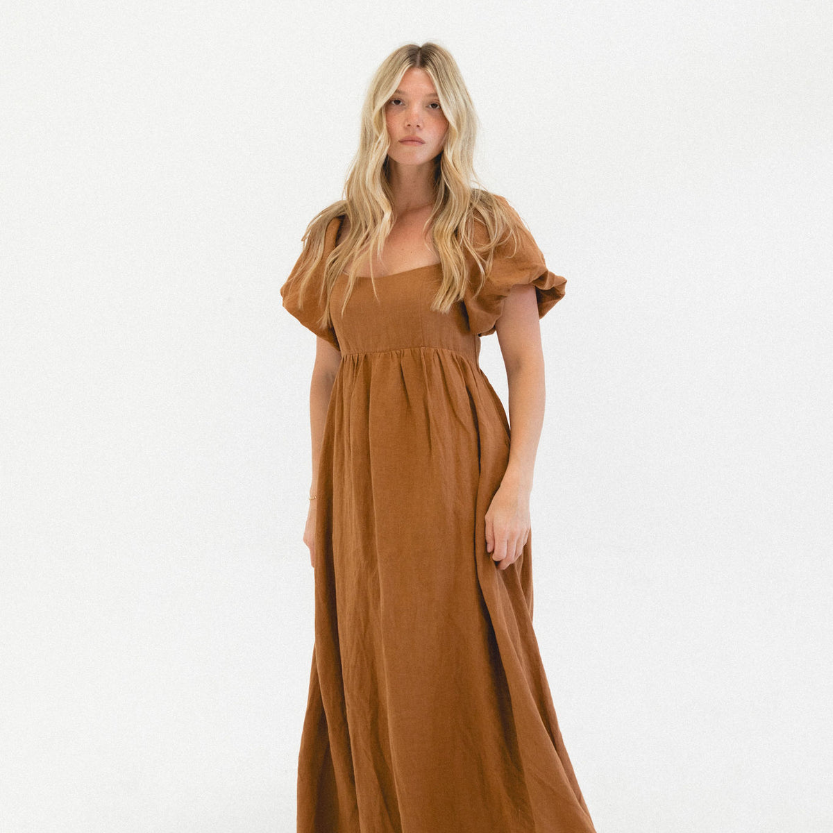 French Riviera Linen Dress – SOLAÍ THE LABEL