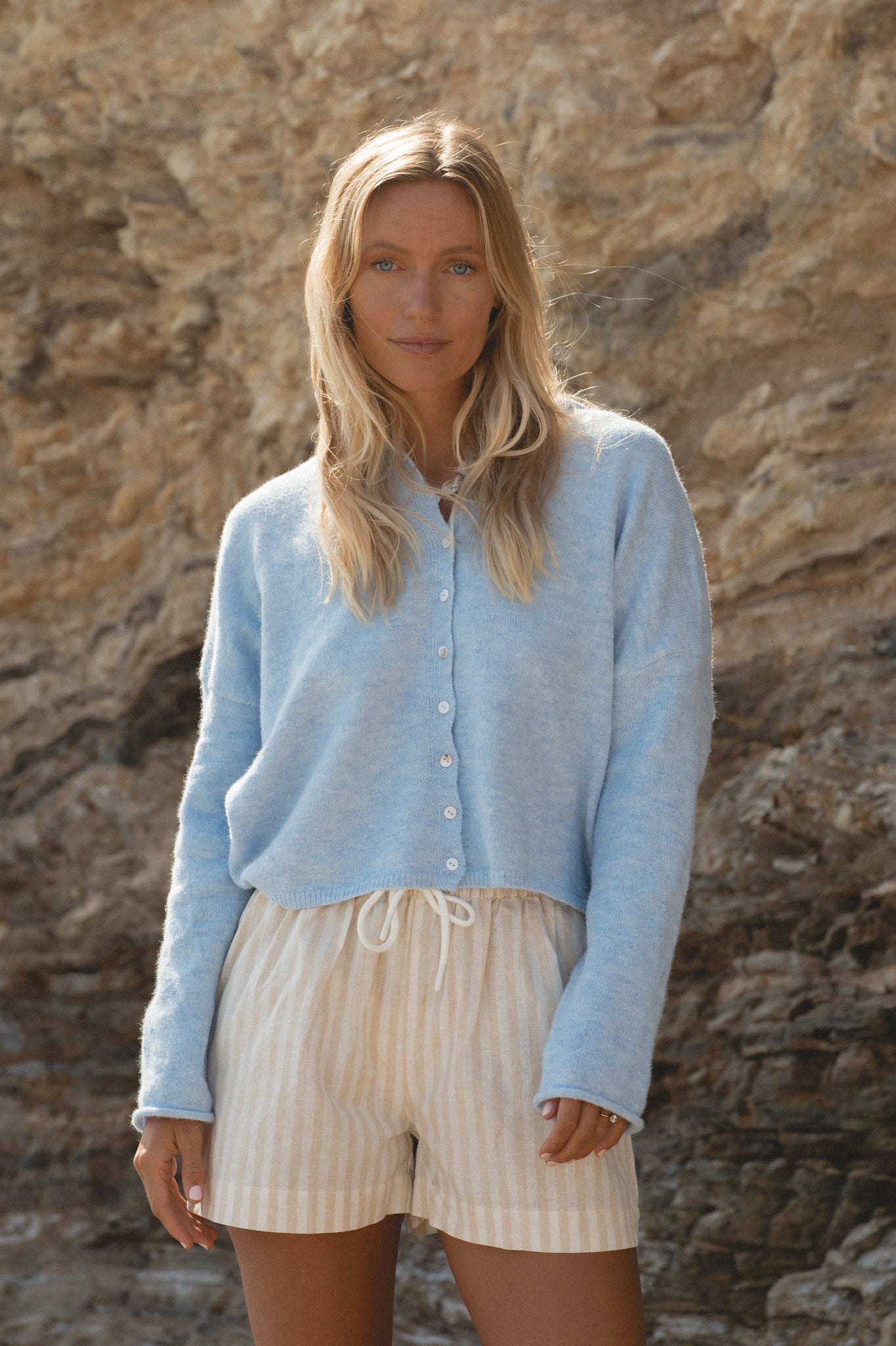 Free Falling Button Cardigan – SOLAÍ THE LABEL